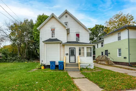 464 Capital Ave NE, Battle Creek, MI 49017