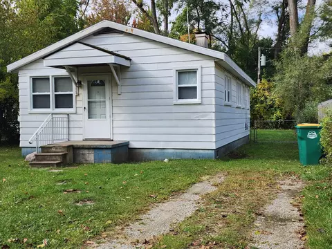715 Jerome Ave, Ypsilanti, MI 48198