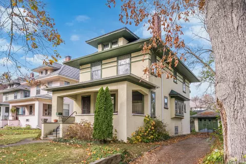 1618 Grove St, Kalamazoo, MI 49006