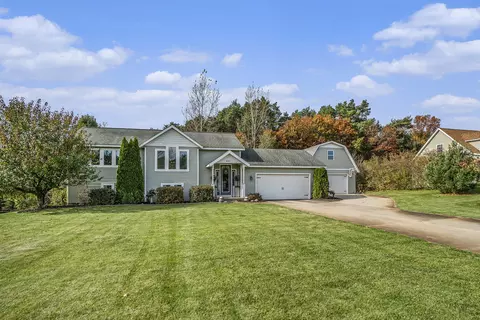 3384 Heathridge Trl, Hamilton, MI 49419