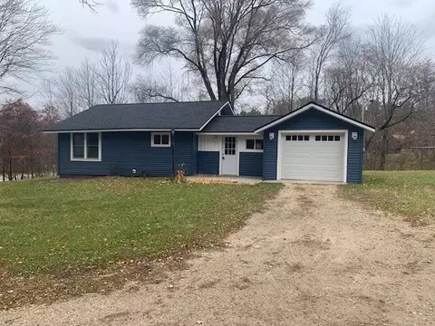 15840 16 Mile Rd, Rodney, MI 49342