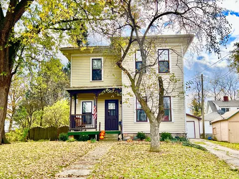 34 W South St, Hillsdale, MI 49242