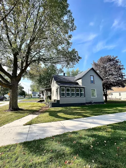 405 Compton St, Bronson, MI 49028