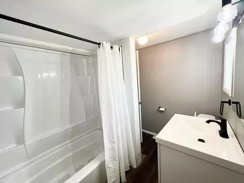 405 Compton St, Bronson, MI 49028 photo 18
