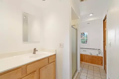 214 Hackett St, Jackson, MI 49202 photo 22