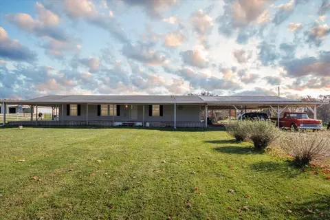 3115 W Bear Lake Rd, Hillsdale, MI 49242