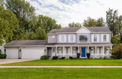 2221 Anderson Cir, Stevensville, MI 49127