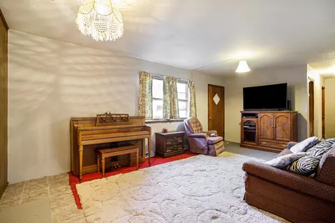 1311 Cedarhurst Rd, Niles, MI 49120 photo 6