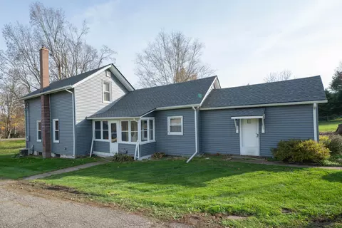 801 N Webster St, Augusta, MI 49012 photo 4