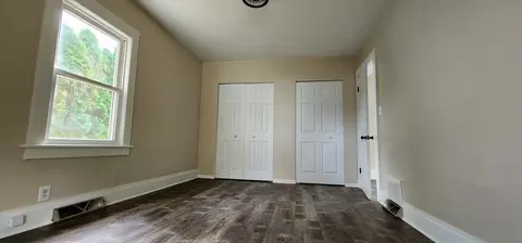 207 E Meadow Heights Ave, Jackson, MI 49203 photo 8
