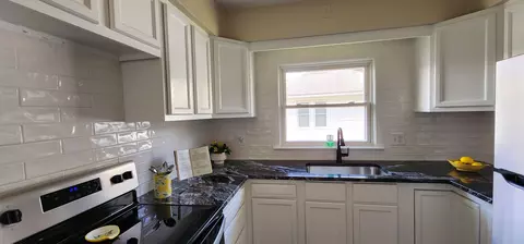 207 E Meadow Heights Ave, Jackson, MI 49203 photo 4