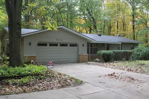 4312 N 160th Ave, Holland, MI 49424