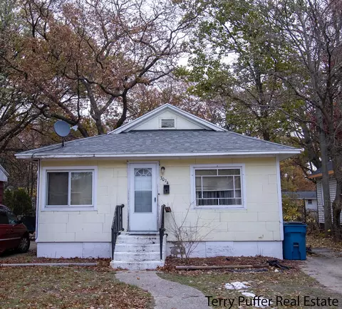 3024 Waalkes St, Muskegon Heights, MI 49444