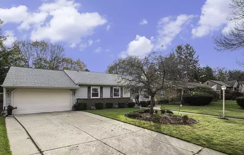 24 Baltimore Dr NE, Grand Rapids, MI 49503