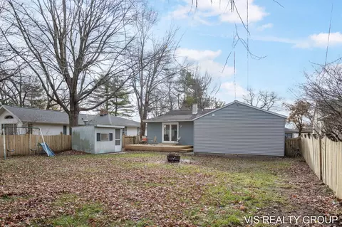 809 River St, Spring Lake, MI 49456 photo 38