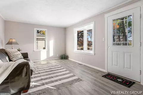 809 River St, Spring Lake, MI 49456 photo 8
