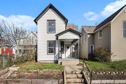 1049 Jackson St NW, Grand Rapids, MI 49504