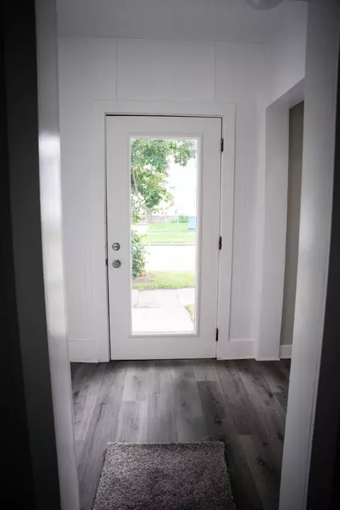 705 Sixth St, Jackson, MI 49203 photo 3