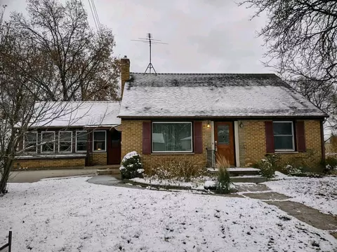 426 Amos Ave, Portage, MI 49002