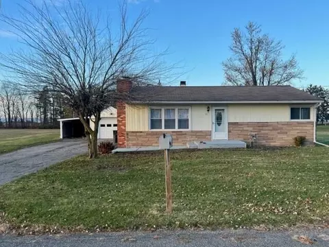 116 Water St, Waldron, MI 49288