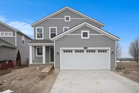 6485 Green Ash Dr, Zeeland, MI 49464