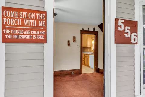 556 Orange St, Jackson, MI 49202 photo 6