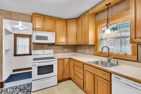 556 Orange St, Jackson, MI 49202 photo 15
