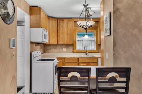 556 Orange St, Jackson, MI 49202 photo 13