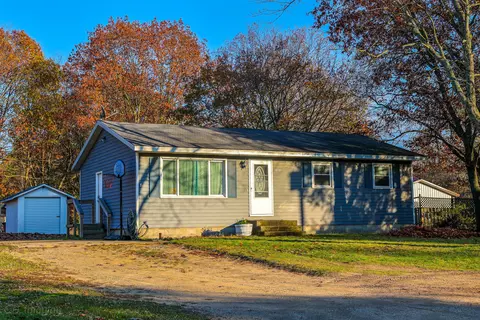 11872 Reed St, Grand Haven, MI 49417