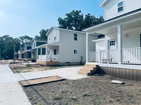 730 Leonard Ave, Muskegon, MI 49442
