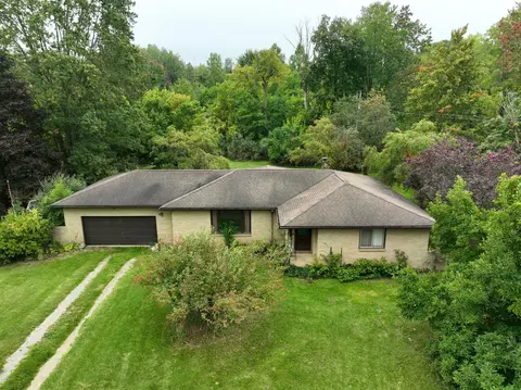 1864 126th Ave, Hopkins, MI 49328