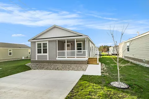 1283 Ellis Rd # 3, Norton Shores, MI 49441