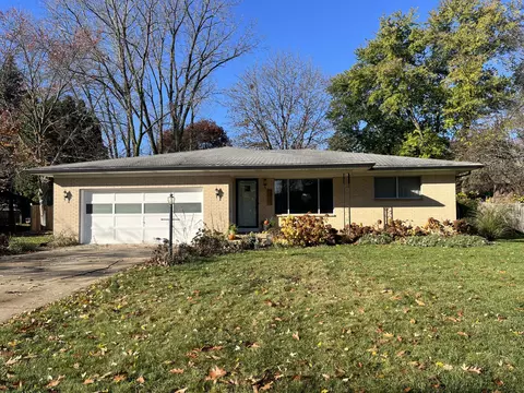 4559 Morningside Dr SE, Kentwood, MI 49512