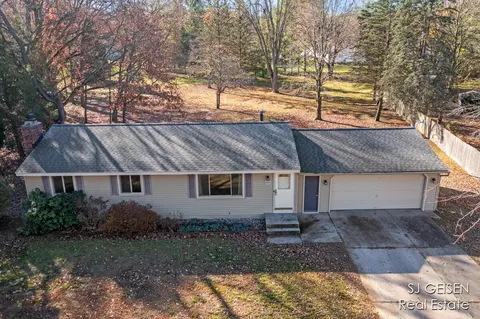 6800 Adaside Dr SE, Ada, MI 49301