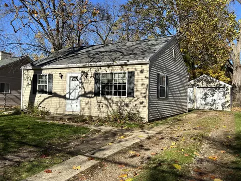 1315 Beacon St, Kalamazoo, MI 49048