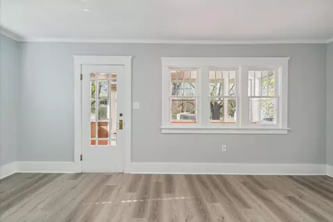 103 Ridge St, Jackson, MI 49203 photo 8