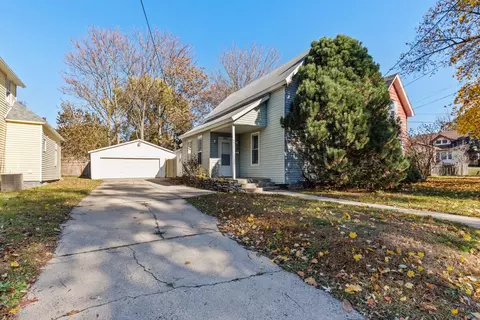 451 Quimby St NE, Grand Rapids, MI 49505