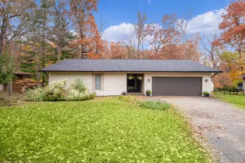 3529 Tuscany Dr SE, Grand Rapids, MI 49546