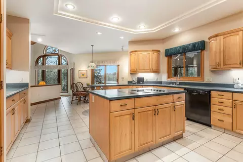 10892 E De Ave, Richland, MI 49083 photo 11