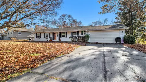 802 Bellflower, Brooklyn, MI 49230