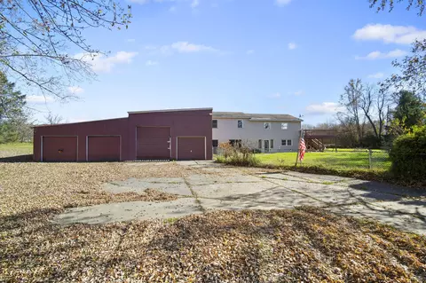 5491 Clark Lake Rd, Jackson, MI 49201