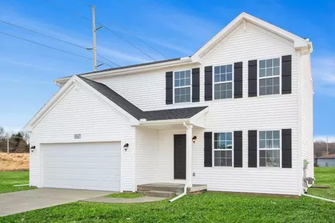 364 N Tannenbaum Trl, Cedar Springs, MI 49319