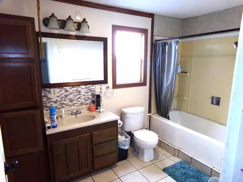 860 E Central Rd, Quincy, MI 49082 photo 19
