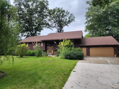 3985 Eastbrook Dr, Muskegon, MI 49444