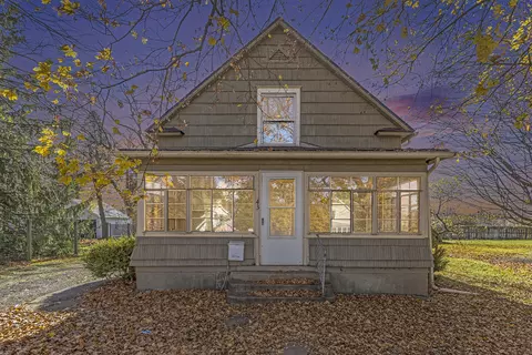43 W Willard Ave, Battle Creek, MI 49037
