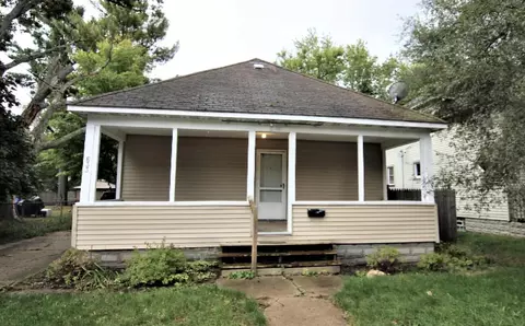 633 E Apple Ave, Muskegon, MI 49442