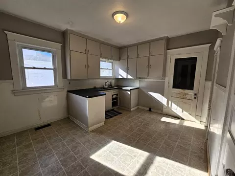 130 S Walker St, Bronson, MI 49028 photo 20