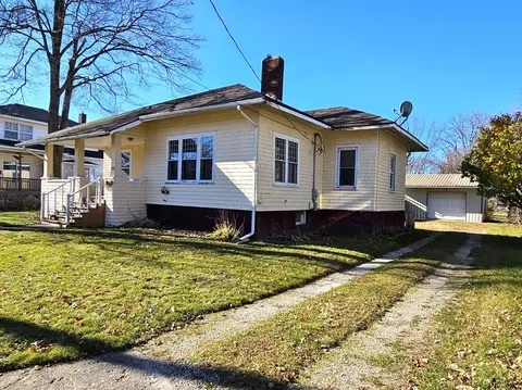 130 S Walker St, Bronson, MI 49028 photo 3