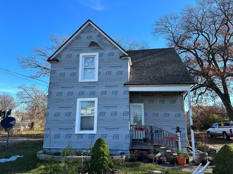 2428 Park St, Muskegon Heights, MI 49444
