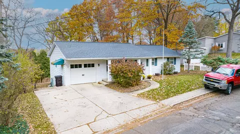 1010 Oakridge Dr, Jackson, MI 49203 photo 55